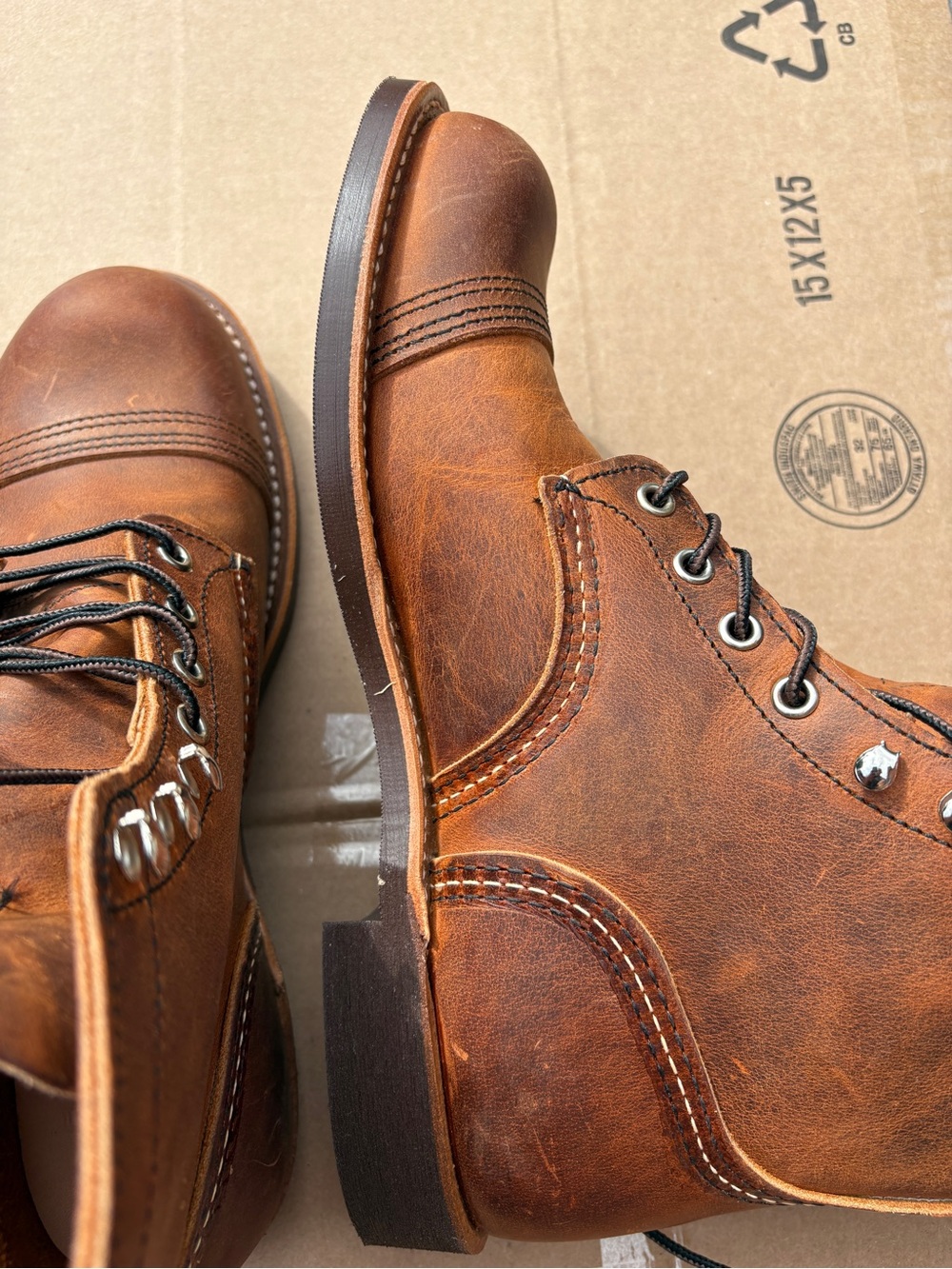 Red Wing Boots Iron Ranger 8085 size 7.5